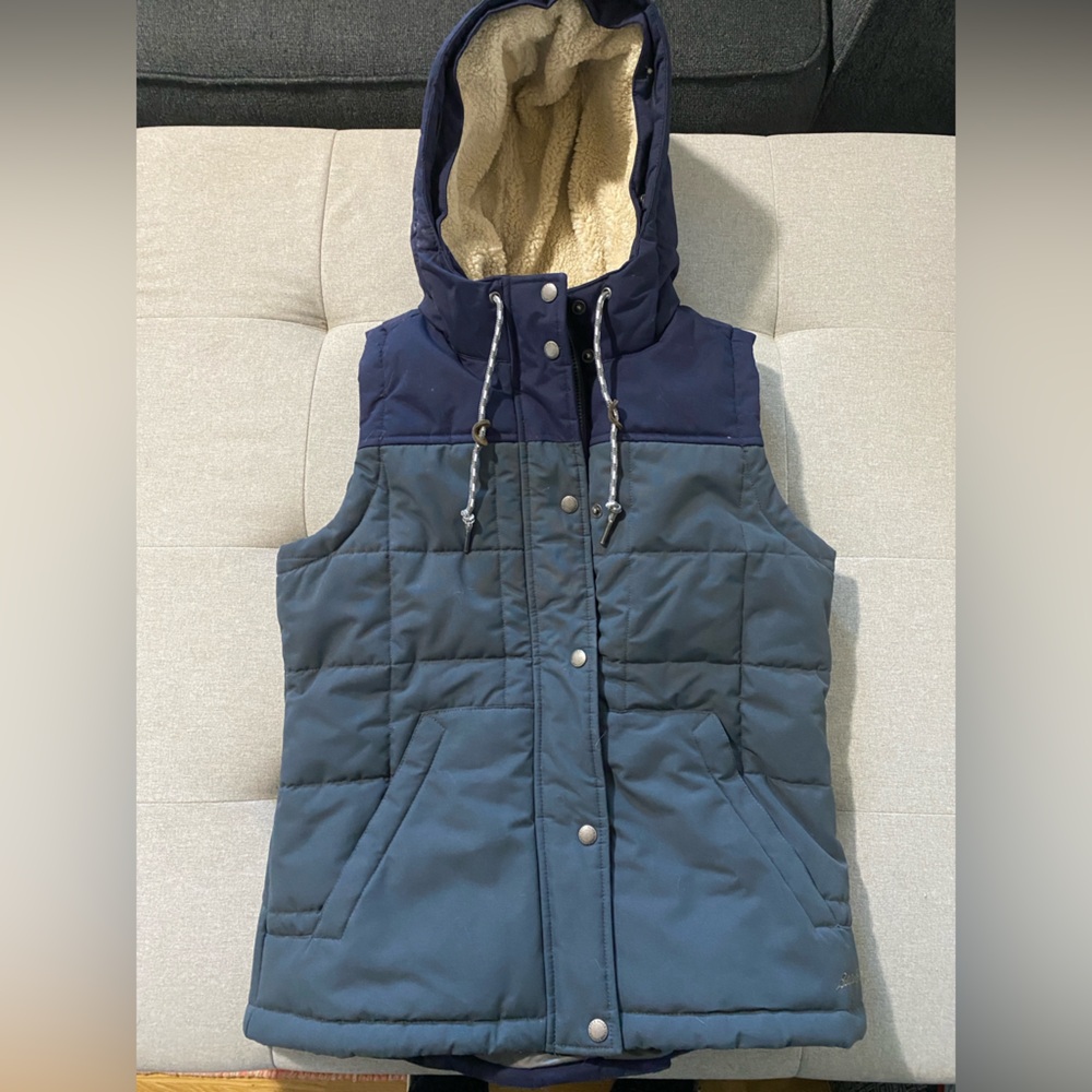Eddie Bauer Emmons sherpa lined vest